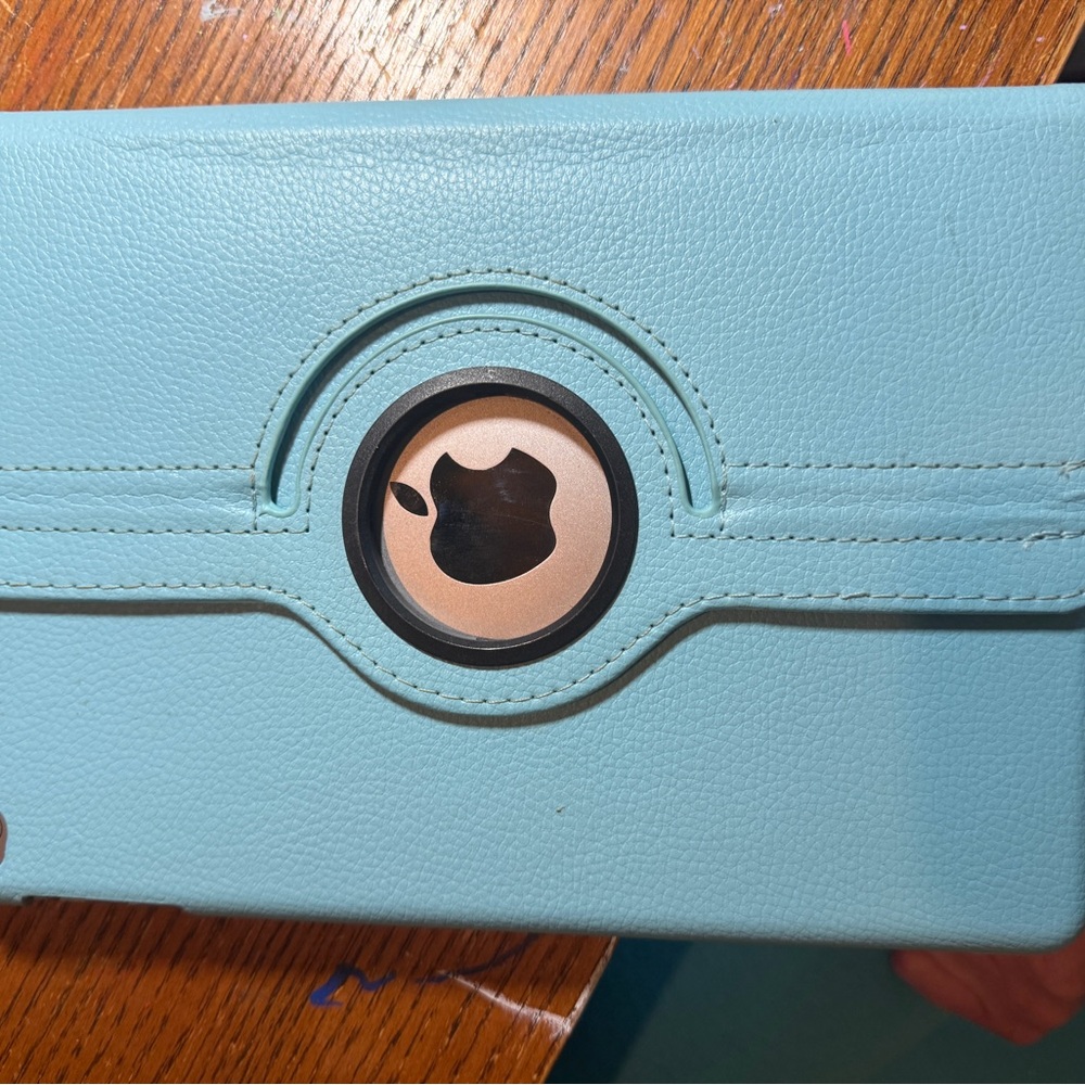 iPad Air 1st Gen 32GB Cellular - Picture 6 of 8